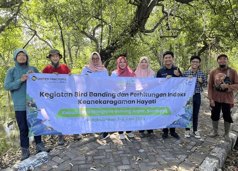 Lindungi Ekosistem, United Tractors dan EKSAI Monitor Populasi Burung di 2 Kawasan