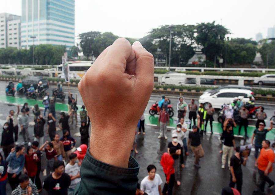 Mahasiswa Desak DPR Bentuk Pansus Ratu Koridor