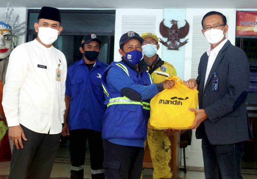Mandiri Berbagi Sembako Ramadan