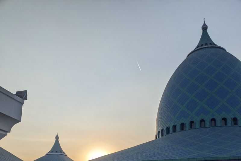 Masjid Al Akbar Surabaya, Masjid "Hijau" yang Ramah Gen-ZI