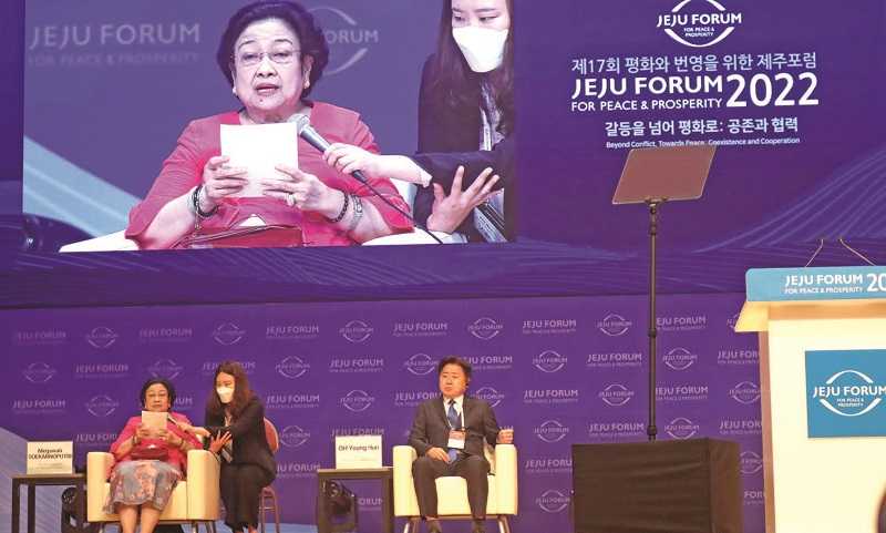 MEGAWATI IMBAU PERANG DIHENTIKAN