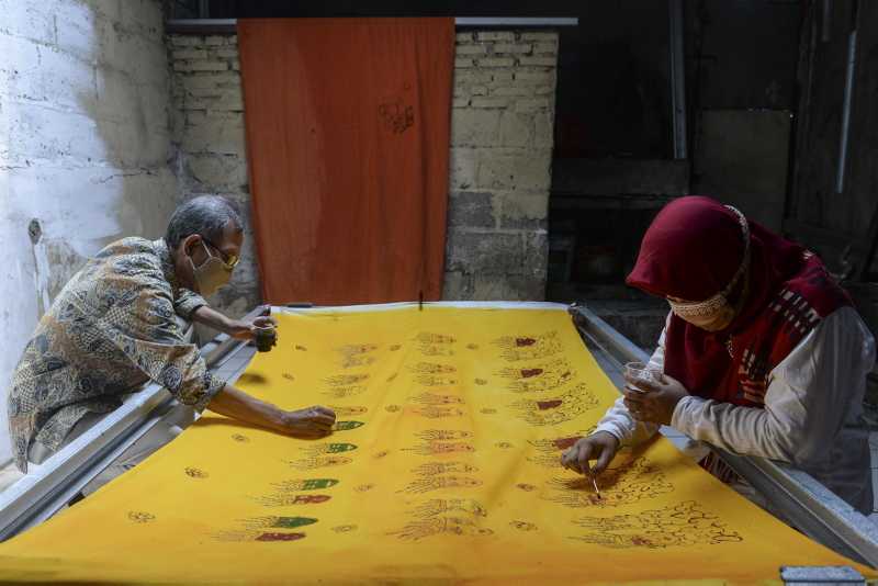 Melestarikan Batik Betawi