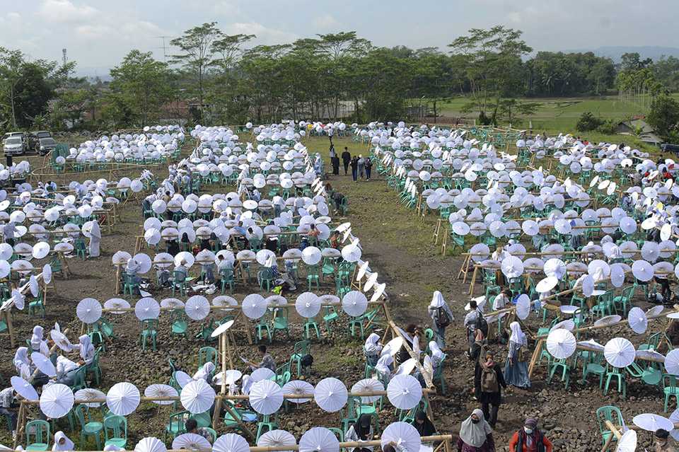 Melukis 2022 Payung