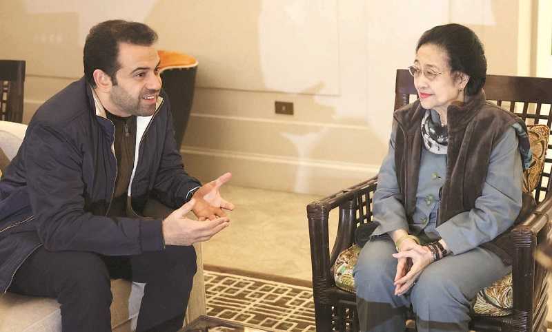 membahas Penghargaan Zayed untuk Persaudaraan Manusia 2024