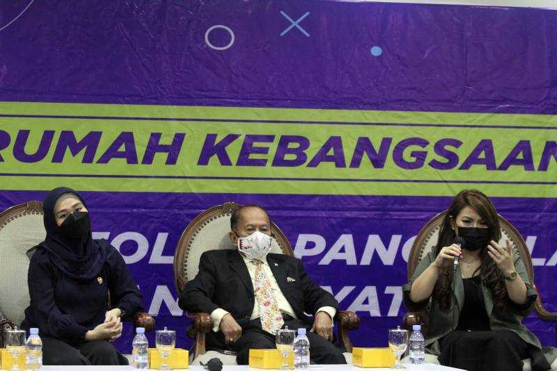 Menanamkan Karakter Kepahlawanan pada Generasi Muda