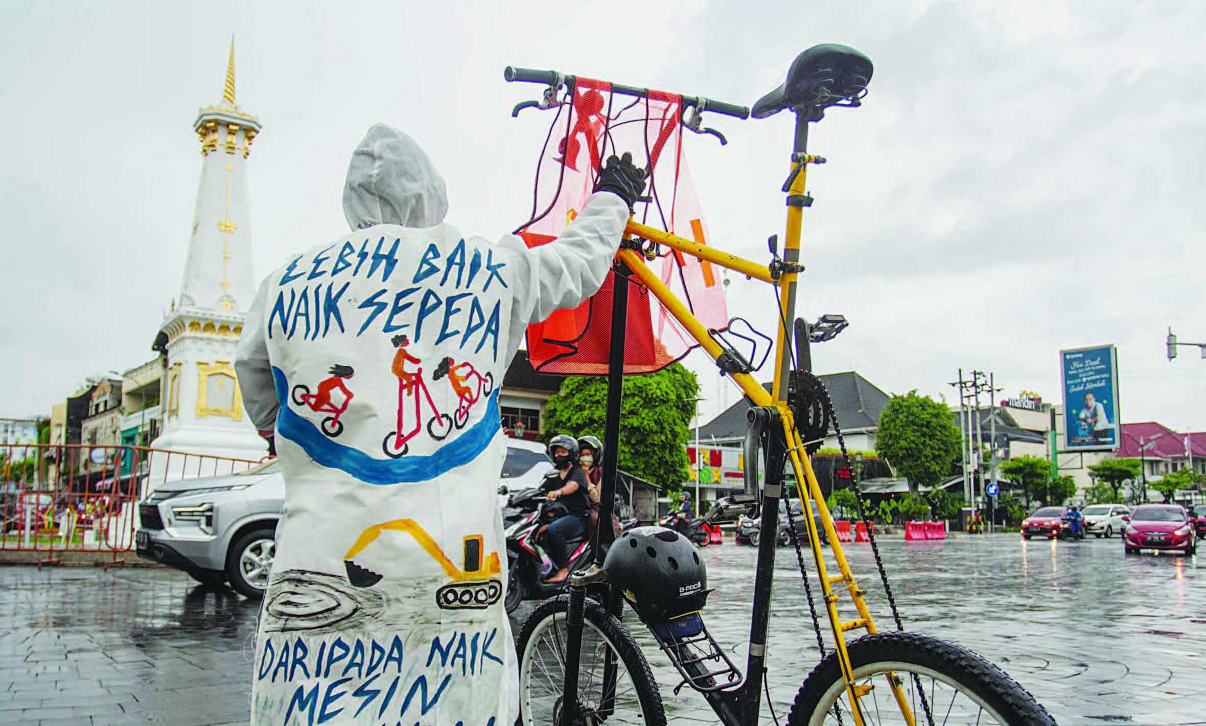 MENGKRITISI PERSOALAN KRISIS IKLIM