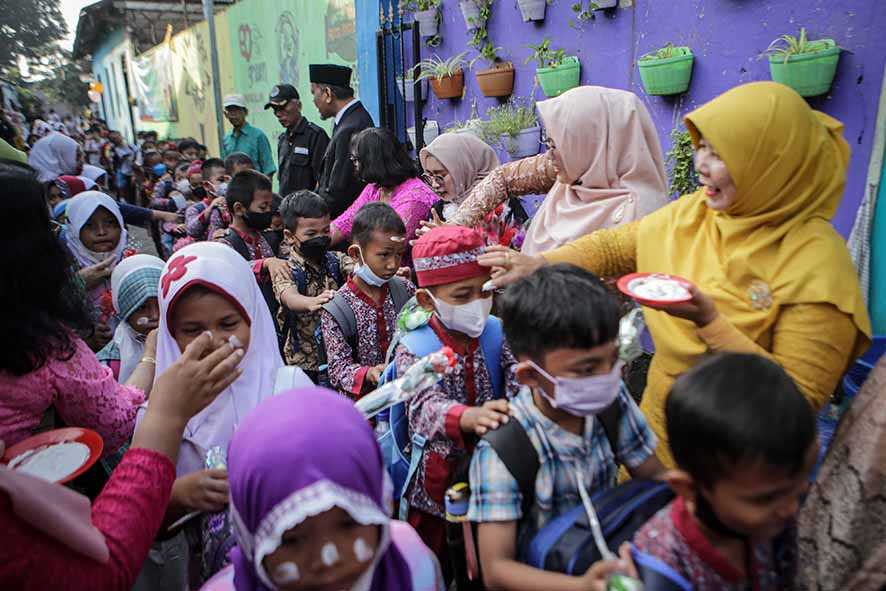 Menyambut Siswa Baru
