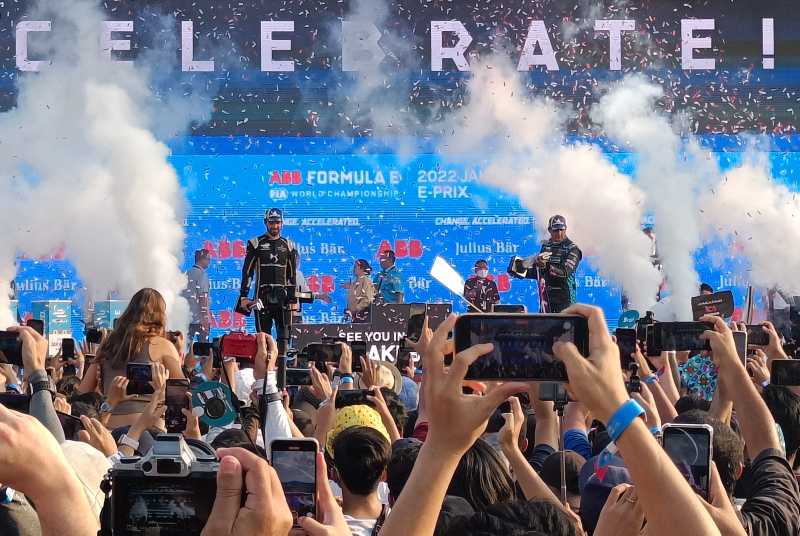 Mitch Evans Rayakan Kemenangan Usai Menjuarai Formula E Jakarta