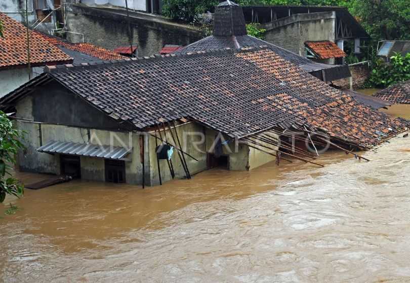 Normalisasi Sungai Cibanten Terkendala Pemukiman Warga di Bantaran Sungai