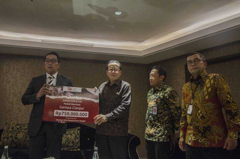 OJK Dan IJK Berikan Bantuan Untuk Korban Gempa Cianjur
