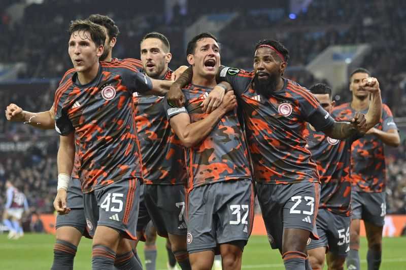 Olympiakos Bungkam Villa 4-2, Fiorentina Tekuk Brugge 3-2