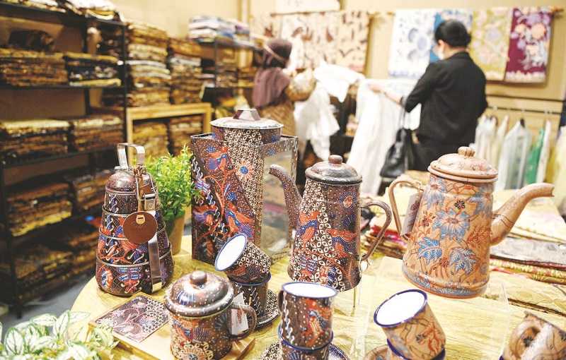PAMERAN PRODUK KERAJINAN UNGGULAN