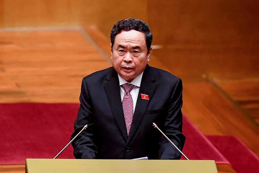 Parlemen Pilih Ketua  Baru