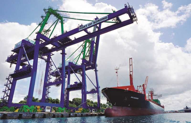 PELABUHAN PETI KEMAS MODERN DI SORONG