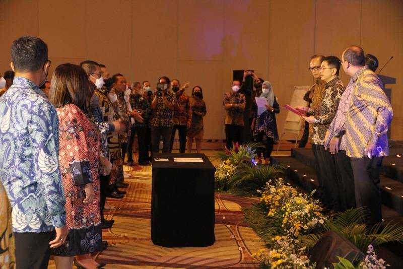 Pelantikan Pengurus dan Anggota Kadin Indonesia periode 2021 - 2026