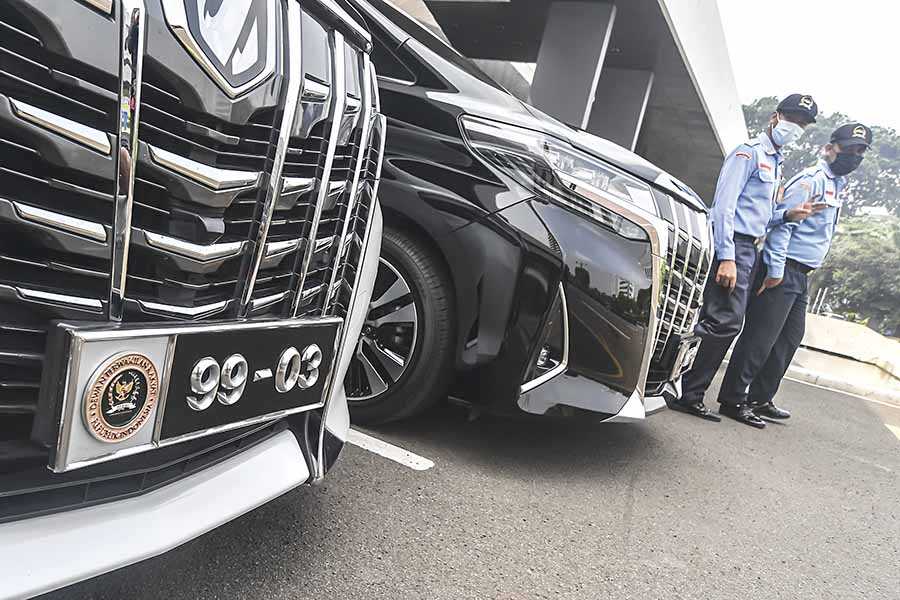 Pelat Nomor Khusus