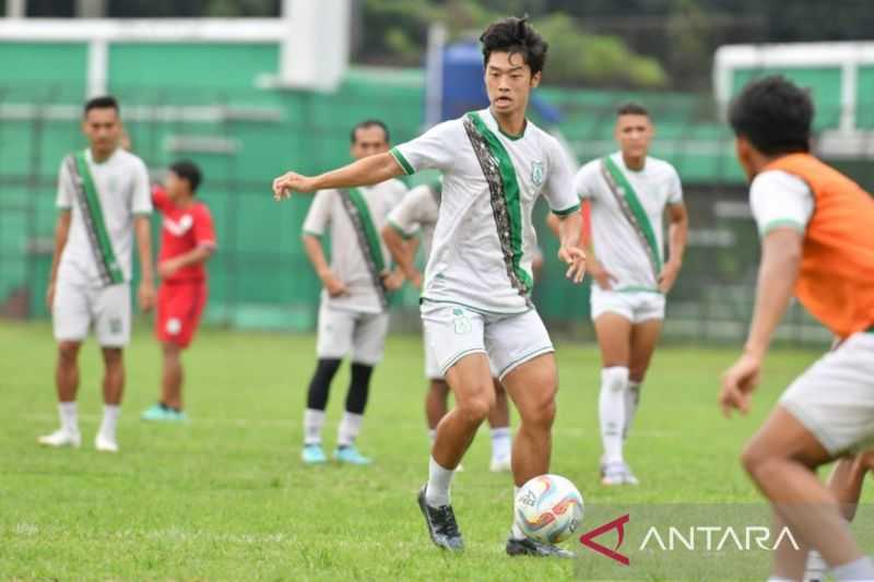 Pelatih PSMS Pantau Adaptasi Empat Pemain Debutan
