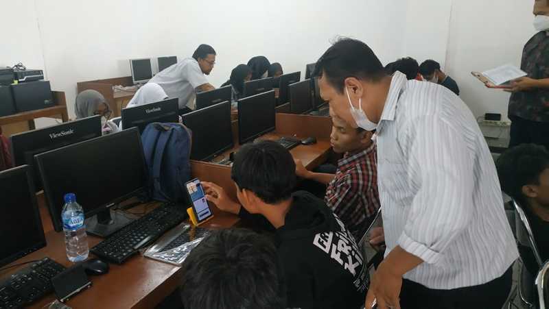 Pelatihan Aplikasi Office Menggunakan Smartphone