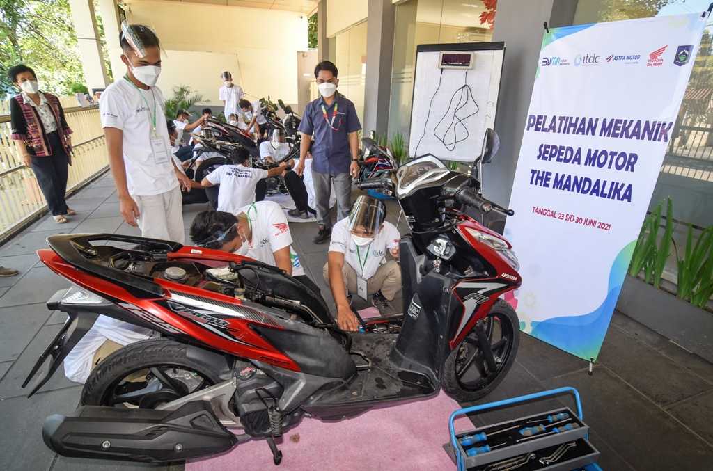 PELATIHAN MEKANIK UNTUK TAMATAN SMA