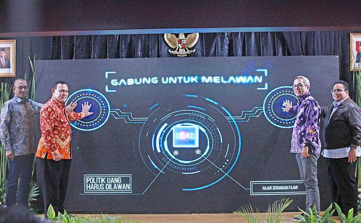 Peluncuran Kampanye Hajar Serangan Fajar