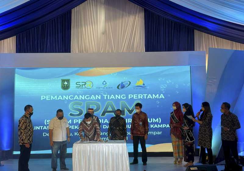 PEMANCANGAN TIANG PERTAMA SPAM