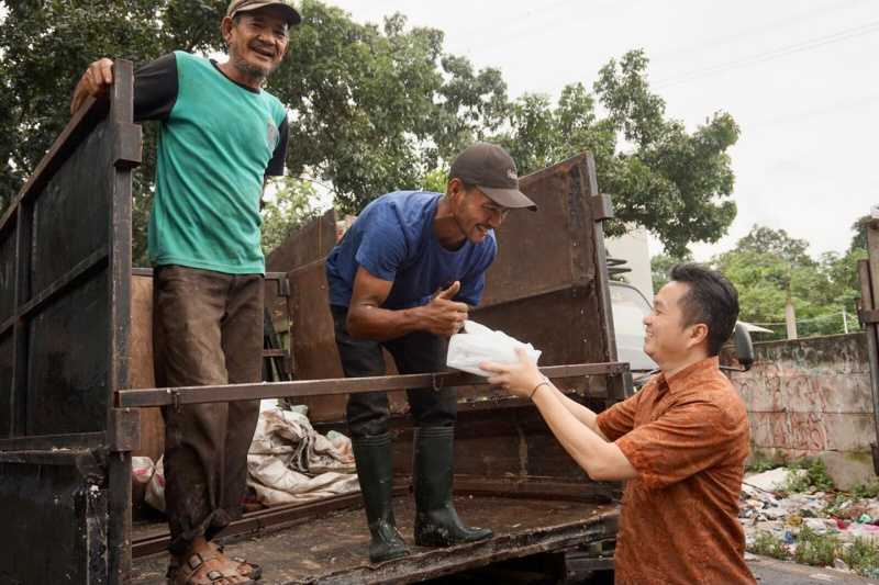 Pembagian Paket Buka Puasa