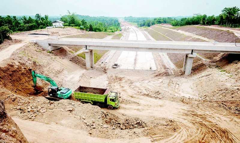 PEMBANGUNAN JALAN TOL RANGKASBITUNG-PANIMBANG