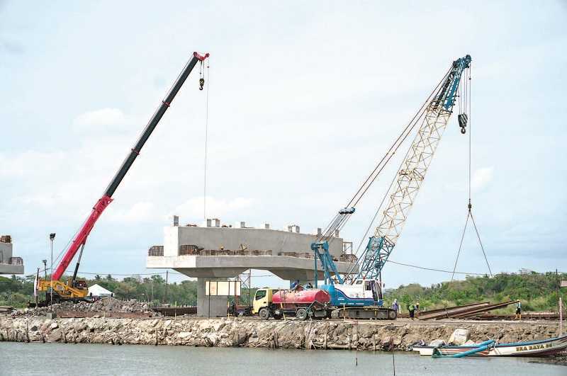 PEMBANGUNAN JEMBATAN KRETEK II