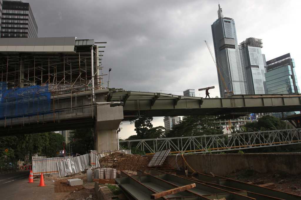 Pembangunan Jembatan Stasiun LRT