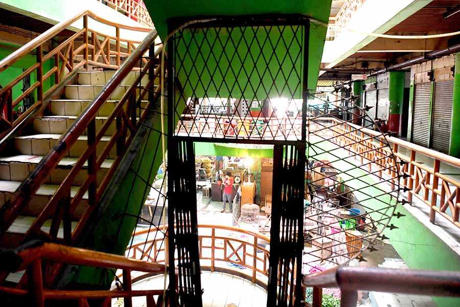 Pembatasan Operasional Pasar Tradisional