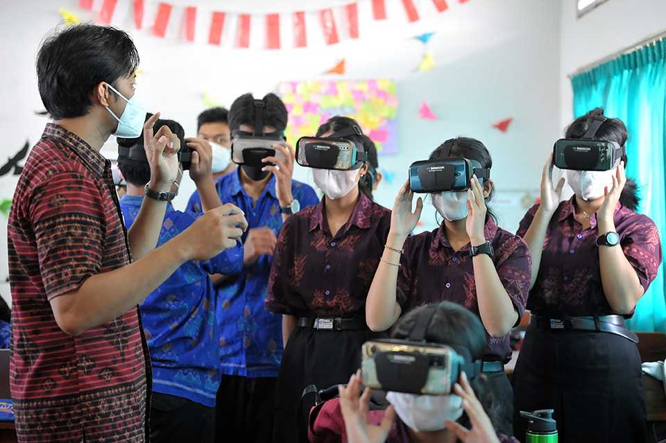 Pembelajaran dengan "Virtual Reality"