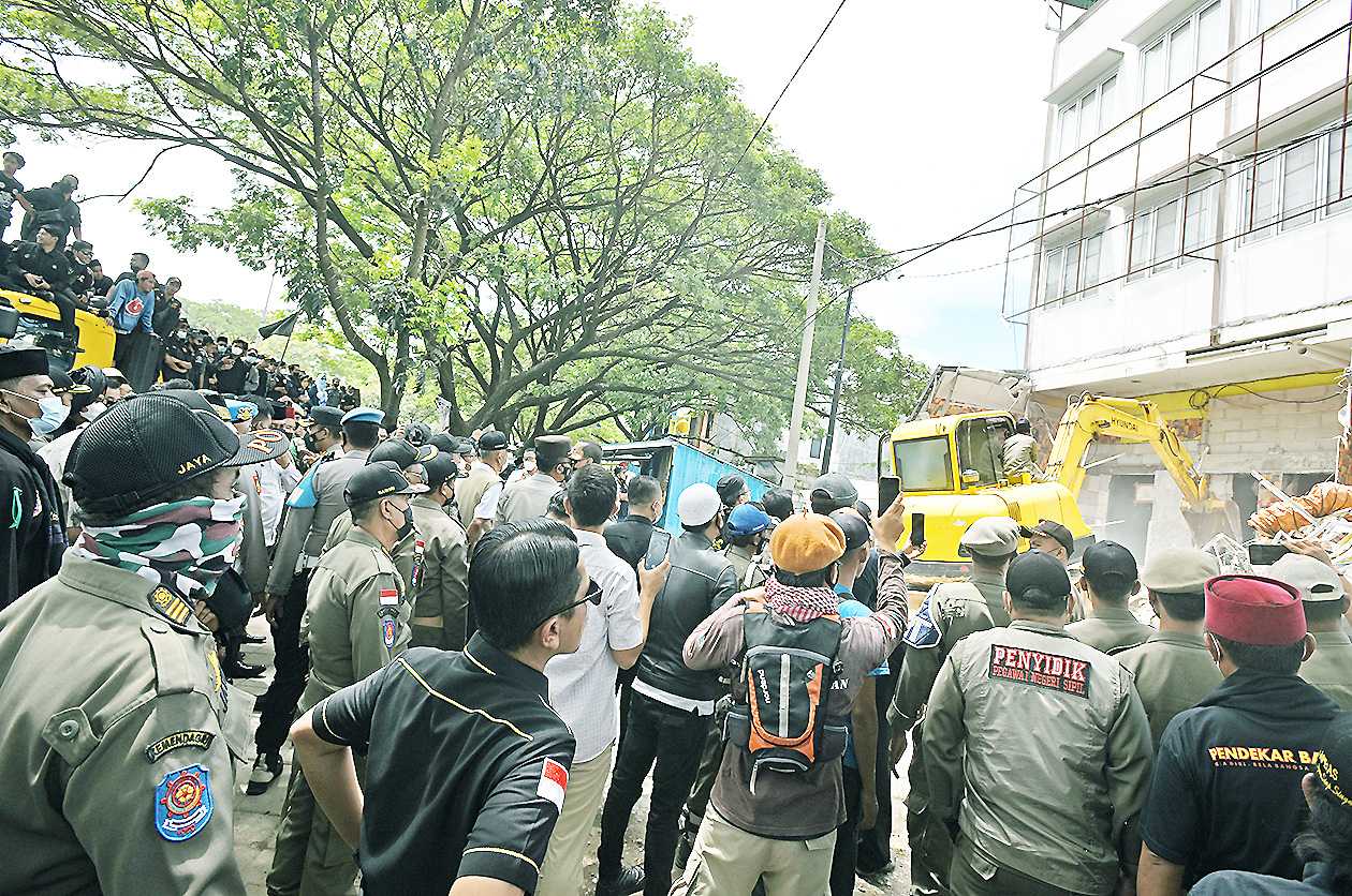 Pembongkaran Tempat Hiburan Ilegal