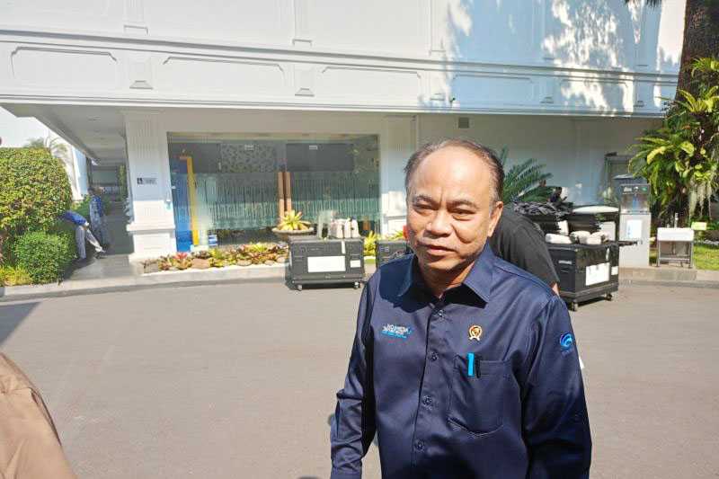 Pemerintah Bahas Perubahan Jadwal Pilkada Serentak 2024   