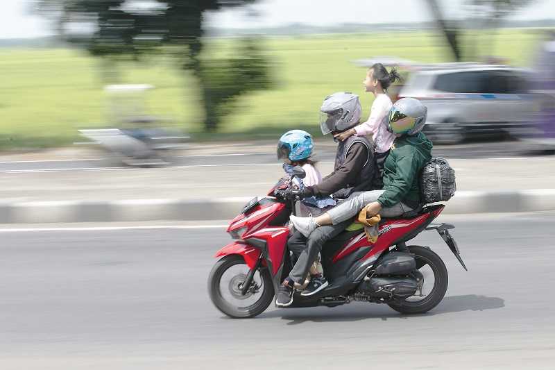 PEMUDIK TIDAK TAAT ATURAN
