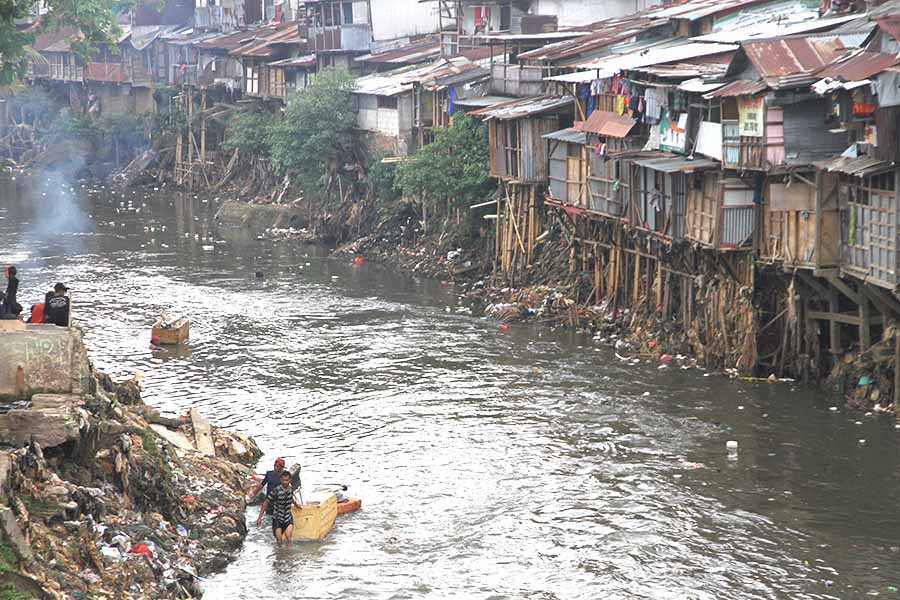 Penanggulangan ­Kemiskinan