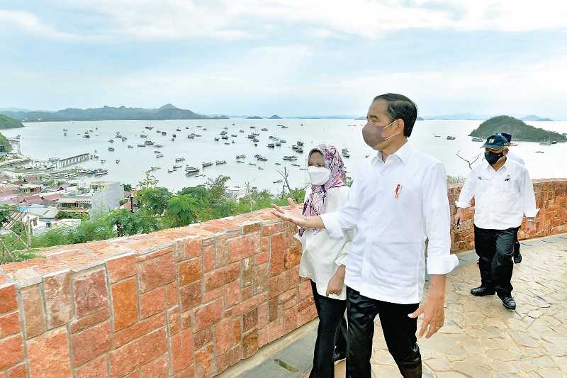 PENATAAN LABUAN BAJO