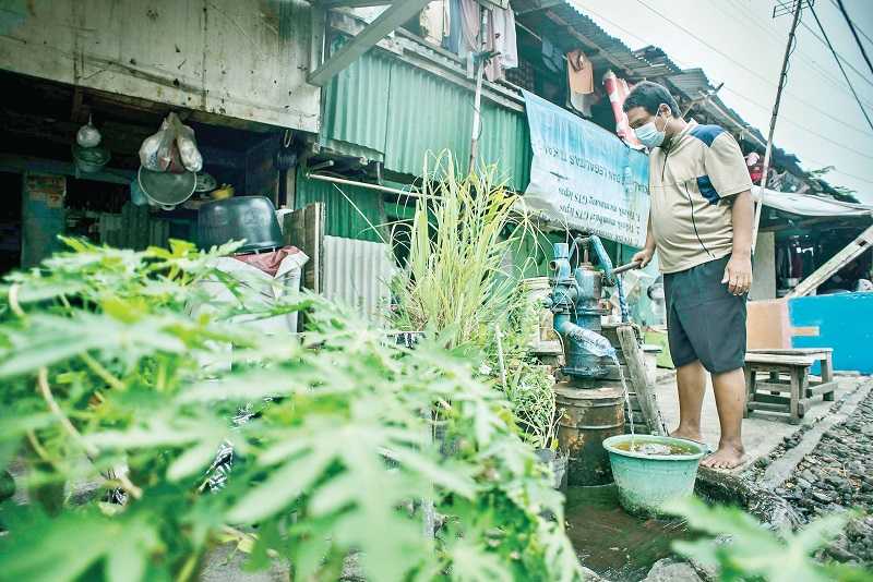 PENGGUNAAN AIR TANAH DI JAKARTA