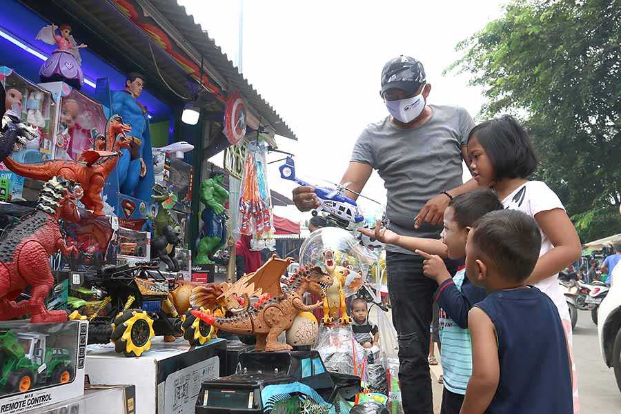 Penjual Mainan Anak
