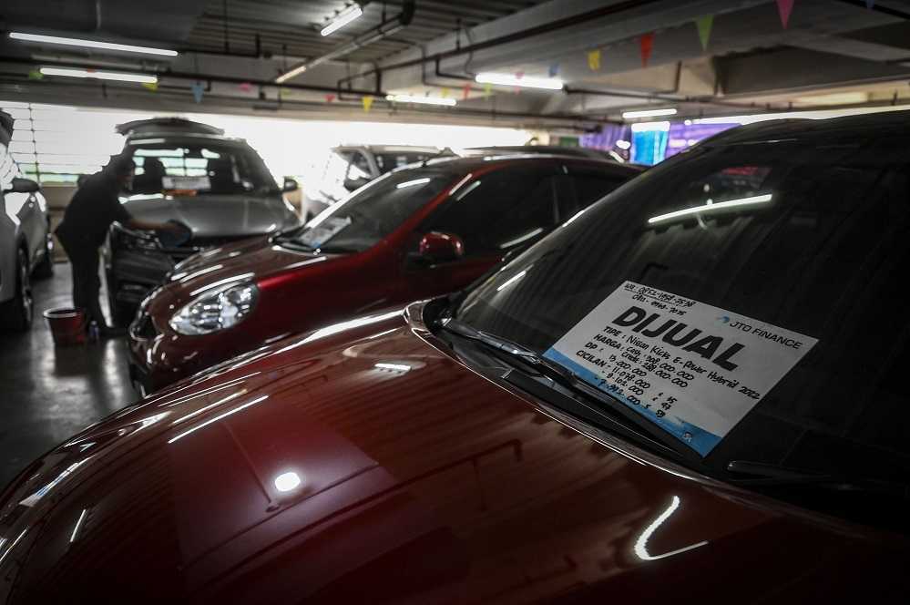 Penjualan Mobil Bekas Menurun