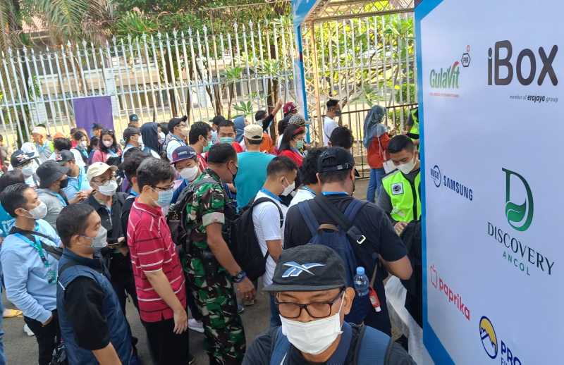 Penonton Formula E Antri di JIEXPO Kemayoran