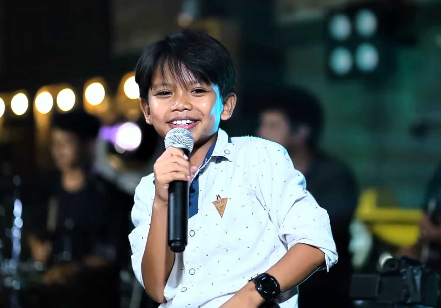 Penyanyi "Ojo Dibandingke" Farel Prayoga Dikabarkan Meninggal Dunia. Benar kah?