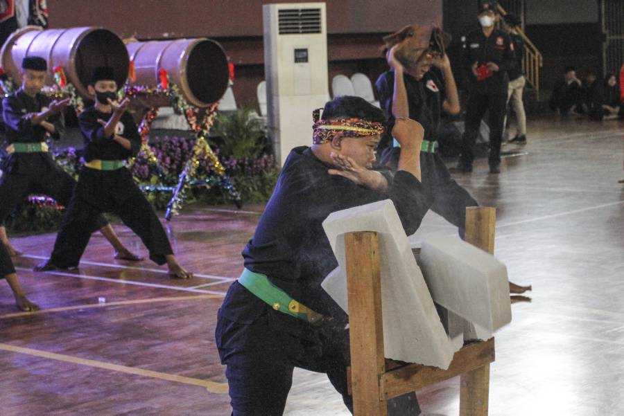 Pergelaran Pencak Silat