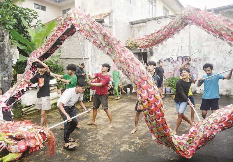 PERSIAPAN GRUP LIONG JELANG IMLEK