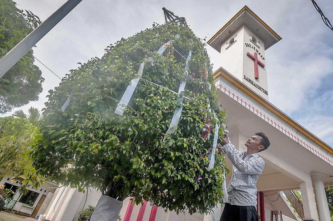 Persiapan Natal di Gereja Kristen Pasundan Rangkasbitung