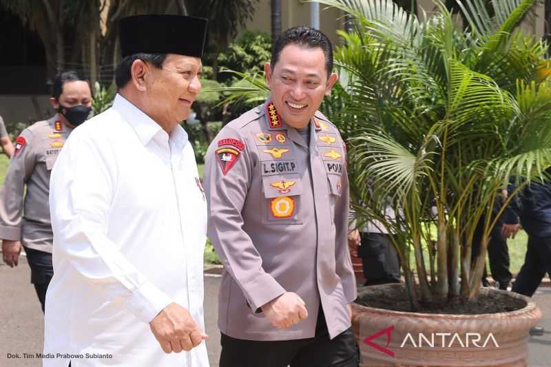 Pertemuan Prabowo-Jenderal Listyo Bangun Sinergitas TNI-Polri