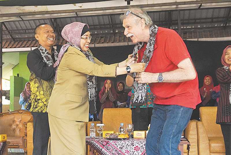 Pertukaran Guru ke Luar Negeri