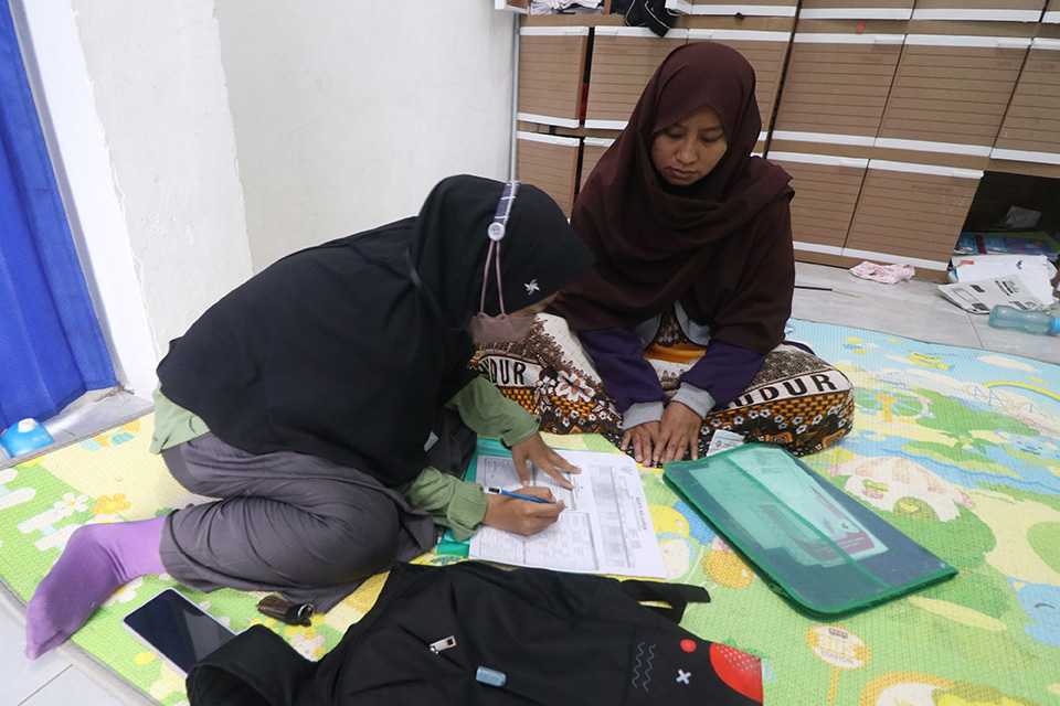 Petugas BPS Mendata Warga