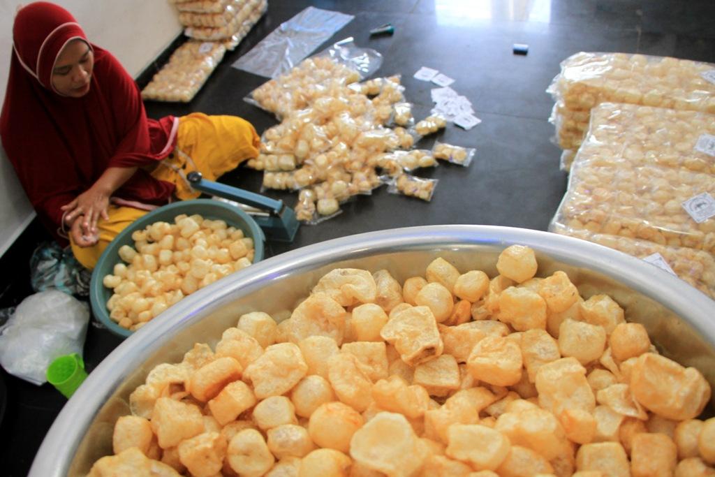 Terkendala Bahan Baku