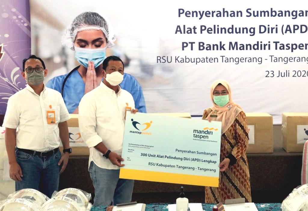 Serahkan Bantuan