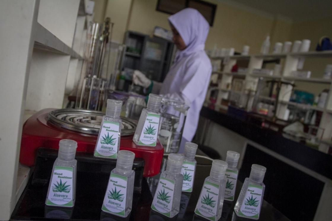 Membuat Pembersih Tangan